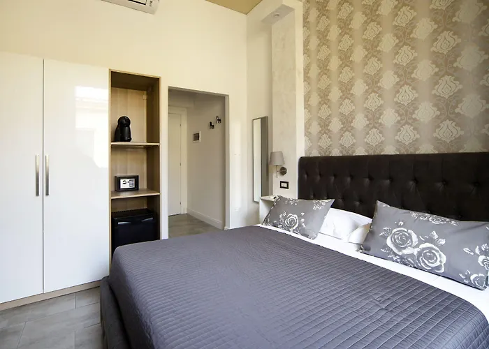 Residenza Tupini S.pietro Hotel 4*