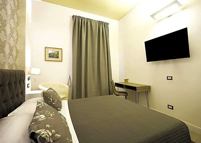 Residenza Tupini S.pietro Hotel 4*